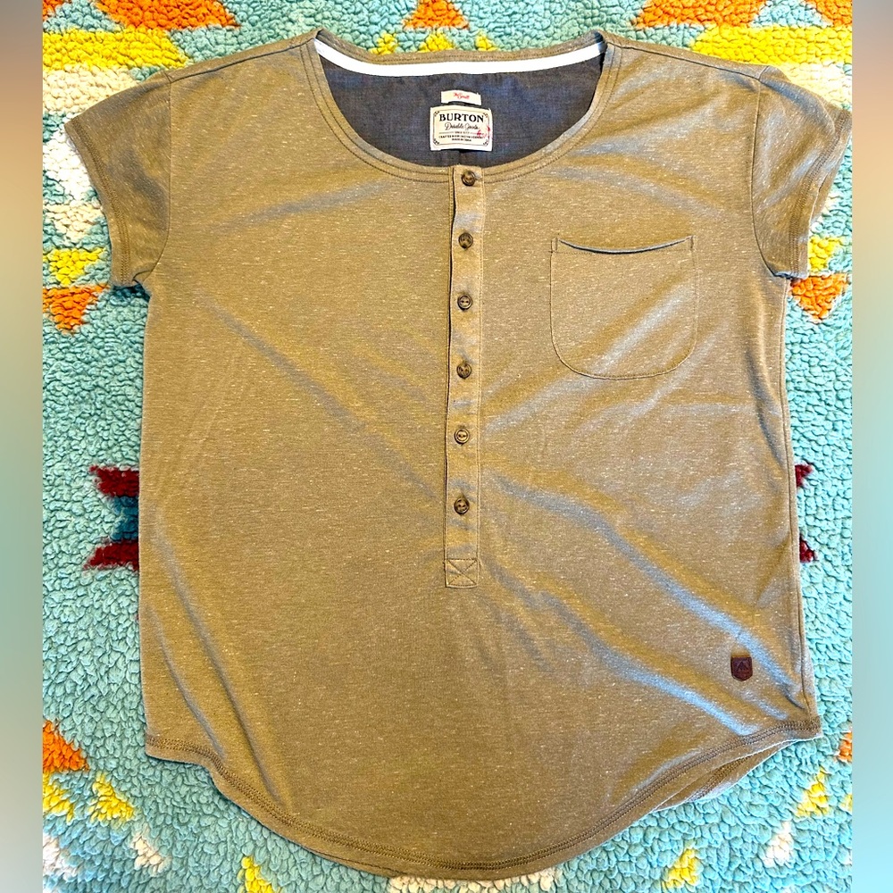 Women's Burton T-shirt, size small, olive green